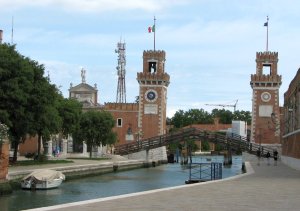 Puerta de agua del Arsenal de Venecia